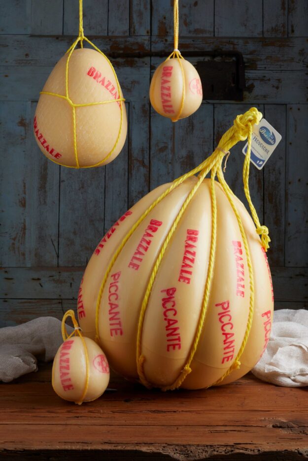 Famiglia mandaroni e provole still_life_small